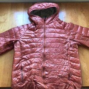 Uniqlo puffer, Jean Michel Basquiat edition